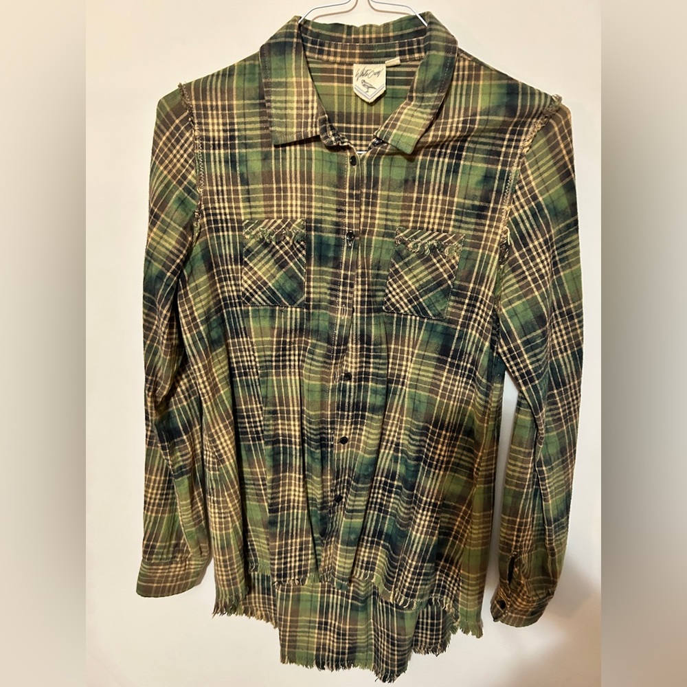 White Crow Green Plaid Button-Down with crochet back - Large Size